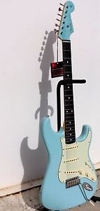 FENDER STRATOCASTER 1960's DAPHNE BLUE W/ MATCHING HEAD STOCK LIMITED EDITION SE