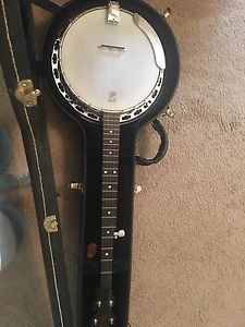 Deering Sierra Banjo