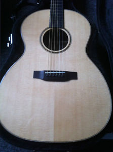 Auden Chester acoustic guitar