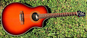 Line 6 Variax 700 Acoustic Sunburst