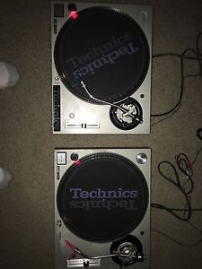 2 Technics SL-1200 MK5