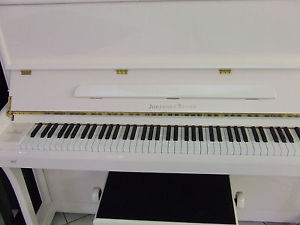 Johannes Seiler Klavier GS-122D Mietrücknahme mit Bank und Klavierleuchte