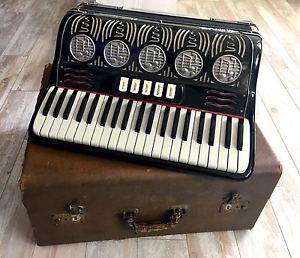PAOLO SOPRANI G. Quaglia Napoli Accordion Made in Italy