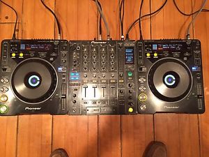 Pioneer DJM-800 DJ Mixer w/ 2 CDJ-1000 DJ Decks