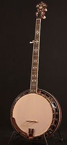 Recording King RK-Elite-76 Banjo (Hearts & Flowers) Hardshell Case