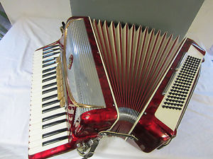 sehr schönes  Akkordeon Soprani Settimio 120Bass  Maden in Italy    Nr 2218
