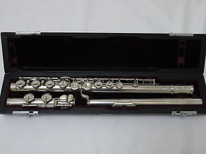 YAMAHA Flute YFL63 Excellent with case