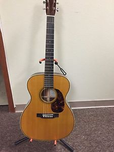 Martin Limited Editions 000-28M Eric Clapton Acoustic Guitar