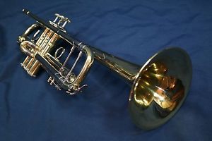 1982 Bach Stradivarius Model 37 Trumpet ML Bore w/Case, Mouthpiece