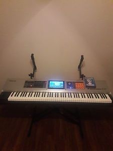 Roland Fantom-G8 Keyboard Synthesizer