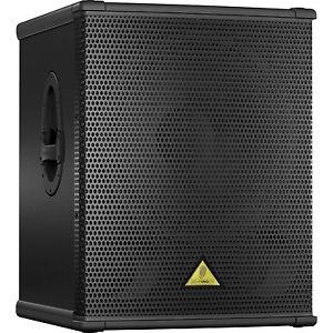 Subwoofer High- performance active 1400W 18" PA subwoofer with built -in stereo