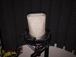 Neumann TLM103 Condenser  Microphone + Scarlett Solo USB Interface