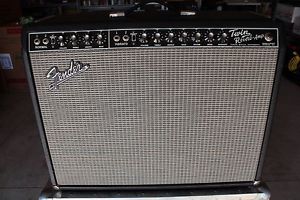 Fender Vintage Reissue '65 Twin Reverb 85W 2x12 Guitar Combo Amp & Footswitch