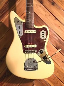 Fender American Vintage 62 Jaguar Vintage White 2012 free shipping