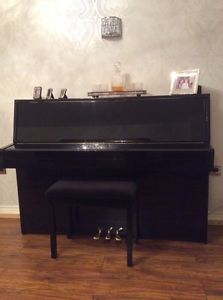 Yamaha Piano Black Gloss Pristine Condition