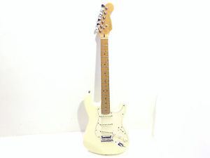 CHITARRA ELETTRICA FENDER STRATOCASTER MADE IN USA 1995 Rare Internazionale nave