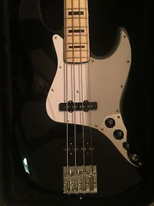 Fender Artist Geddy Lee Jazz Electric Bass Guitar OHSC