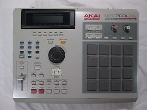 Akai MPC 2000XL drum machine sampler FULLY LOADED eb-16 Card Reader 8 outs 32gb