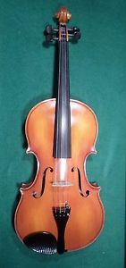 VIOLA --- GEORGE HERRMANN MARKNEIUKERCHIN --- 16-1/2" w/ CASE and NEW CARBON BOW