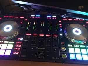 Pioneer DDJ-SX2 4 Channel Serato DJ Controller (w/BackPack Case)