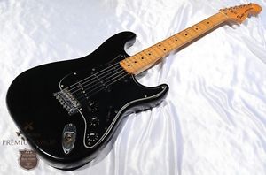 Fender 1976 STRATOCASTER / Black / Maple Electric Free Shipping