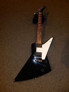 Gibson 2016 Explorer Traditional Chrome Hardware w/ SKB Case Ebony