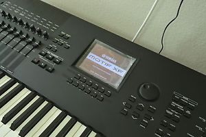 Yamaha MOTIF XF8 88-Key Music Production Synthesizer (FREE FireWire Board $400)