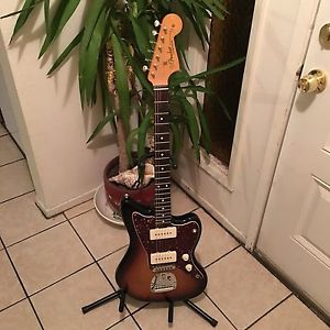 Fender Classic Player Jazzmaster Electric Guitar 3-Color Sunburst