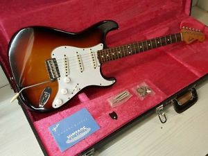 1982 Fender Japan Vintage *JV* Stratocaster ST62-85 high end Sunburst NICE /case