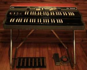 1967 Vox Super Continental V-303E vintage combo organ