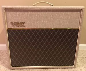 Vox AC15HW1x  Handwired Vox AC15 Combo Amp with Celestion Alnico Blue Speaker