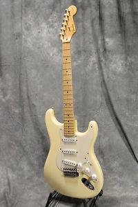 Fender USA Eric Clapton Stratocaster Up Date Vintage White w/HardCase Used #U438