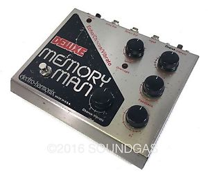 ELECTRO-HARMONIX DELUXE MEMORY MAN Vintage Delay Pedal w/ dual MN3005 chips