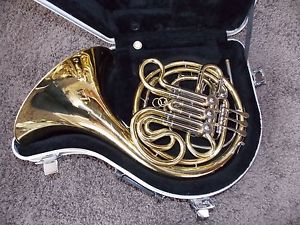 FH1400 Double Gold Frech Horn - Used
