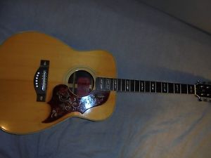 Yamaha FG-300 Red label vintage acoustic guitar