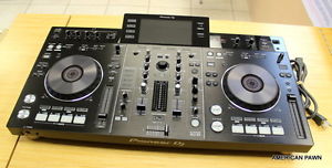 Pioneer XDJ-RX Digital DJ Controller
