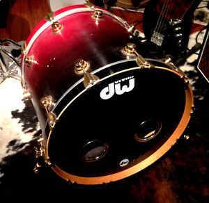 DW Drum Workshop Collectors Series BNass Drum
