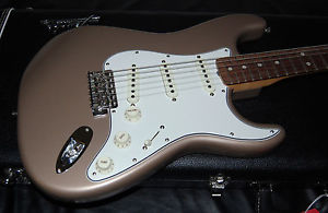 2015 Fender American Vintage 65 Stratocaster Shoreline Gold Matching Headstock