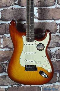 2006 Fender American Deluxe Stratocaster Electric Guitar Sienna Sunburst w/HSC