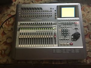 Roland VS-2480 DVD Digital Recorder Maxed 160GB HD FX, FS Mon Mouse, KB, Manuals