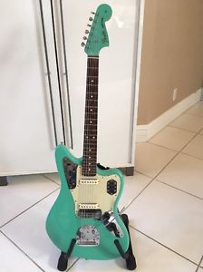 Fender USA American Vintage '62 Jaguar Seafoam Green With w/hard case