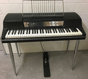 WURLITZER ELECTRIC PIANO 200A, FREI VERSAND D.Ö.CH