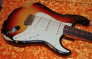 2017 Fender 1962 Heavy Relic Stratocaster 3-Tone Sunburst Handwound P/U's RARE!