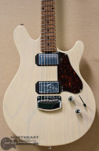 Ernie Ball Music Man Valentine with Roasted Maple Neck in Transparent Buttermilk