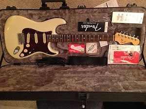 Fender American Elite Stratocaster 2016 Immaculate