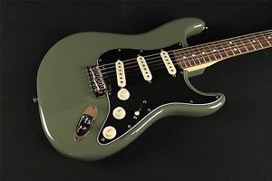 Fender American Pro Stratocaster - Maple Fingerboard - Antique Olive (810)