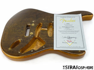 Fender USA Custom Shop Artisan Stratocaster BODY Strat American Walnut Top