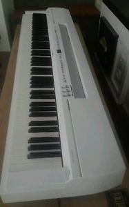 Yamaha P-255 88-Key Digital Piano White