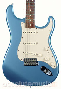 Fender Classic 60s Stratocaster Electric Guitar, Lake Placid Blue (Pre-Owned)