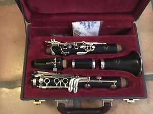 Buffet Crampon E11 Bb Wood Clarinet in Original Box
